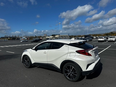 2017 - Toyota C-HR Automatic