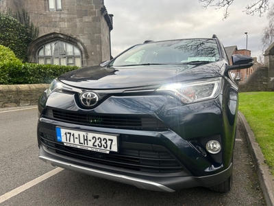 2017 - Toyota RAV4 Manual