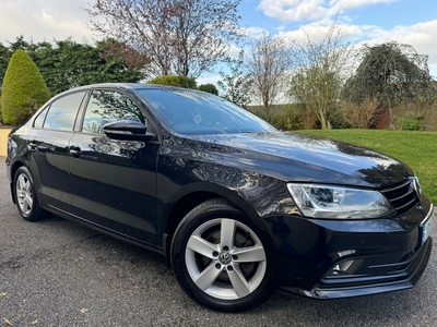 2017 - Volkswagen Jetta Manual