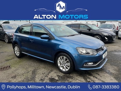 2017 - Volkswagen Polo Automatic