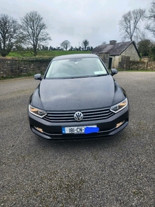 2018 - Volkswagen Passat Manual