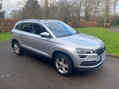 2020 - Skoda Karoq Manual