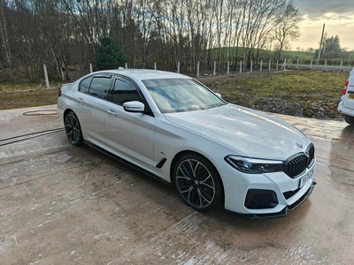 2022 - BMW 5-Series Automatic