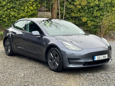 2022 - Tesla MODEL 3 Automatic