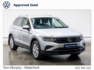 2022 - Volkswagen Tiguan Manual