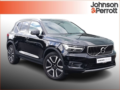 2022 - Volvo XC40 Automatic