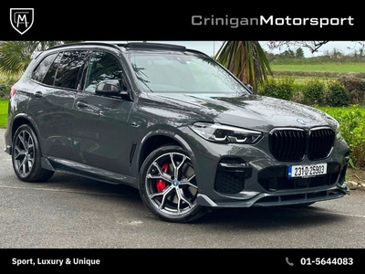 2023 - BMW X5 Automatic