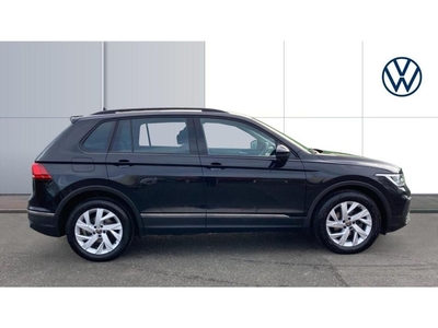 2023 - Volkswagen Tiguan Automatic