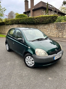 2001 - Toyota Yaris Manual