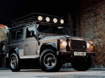 2002 - Land Rover Defender Manual