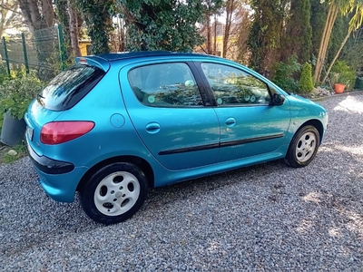 2002 - Peugeot 206 Manual