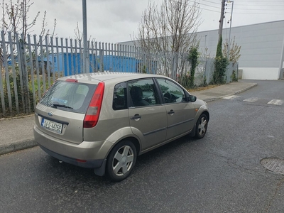 2004 - Ford Fiesta Manual