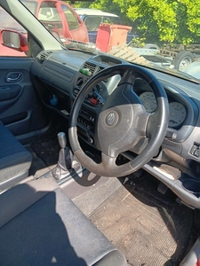 2004 - Suzuki Ignis Manual