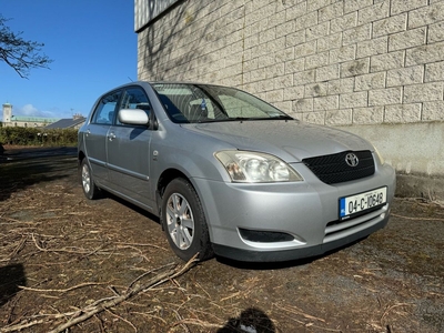 2004 - Toyota Corolla Manual