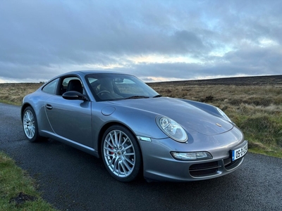 2005 - Porsche 911 Manual