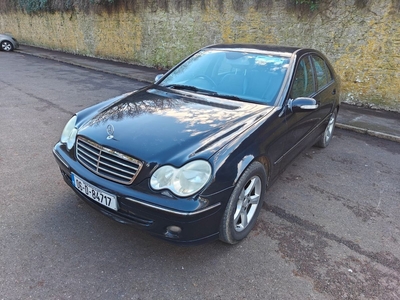 2006 - Mercedes-Benz C-Class ---