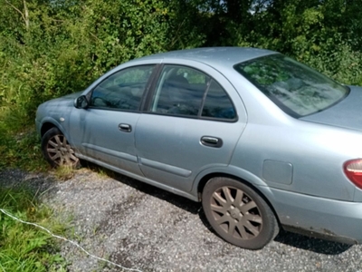 2006 - Nissan Almera Manual