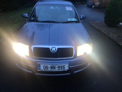 2006 - Skoda Superb Manual