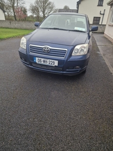 2006 - Toyota Avensis Manual