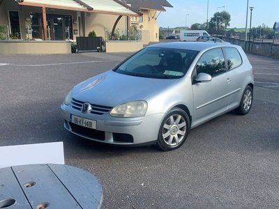 2006 - Volkswagen Golf Manual