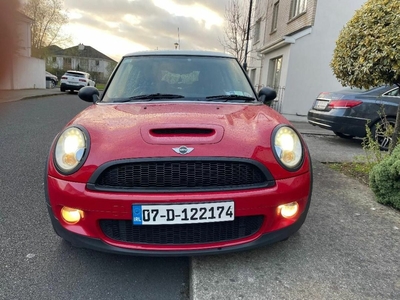 2007 - Mini Cooper ---