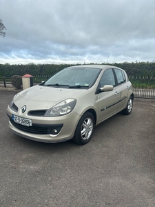 2007 - Renault Clio Manual