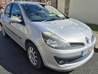 2007 - Renault Clio Manual