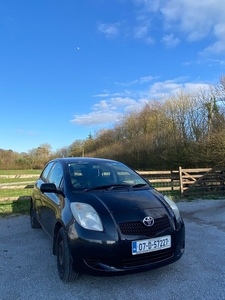 2007 - Toyota Yaris Manual