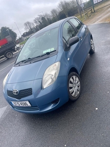 2007 - Toyota Yaris Manual