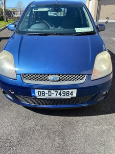 2008 - Ford Fiesta ---