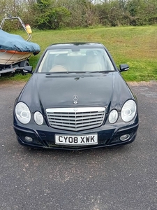 2008 - Mercedes-Benz E-Class ---