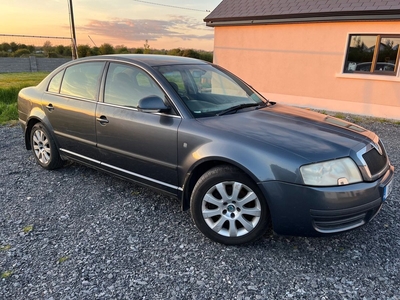 2008 - Skoda Superb Manual