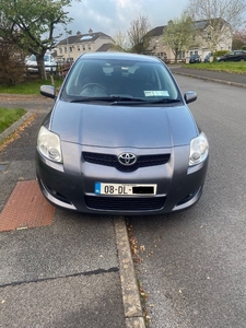 2008 - Toyota Auris Manual