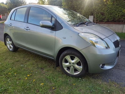 2008 - Toyota Yaris Manual