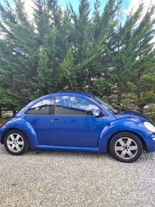 2008 - Volkswagen Beetle Manual