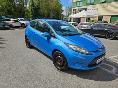 2009 - Ford Fiesta