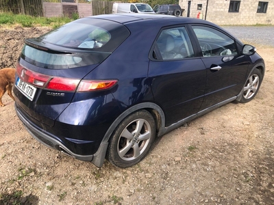 2009 - Honda Civic ---