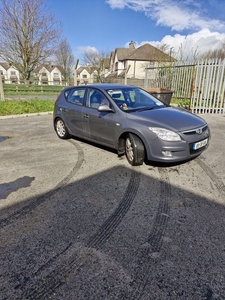 2009 - Hyundai i30 Manual