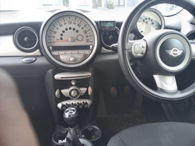 2009 - Mini Cooper Manual