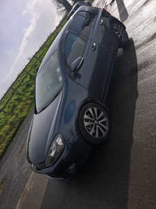 2009 - Volkswagen Golf Manual