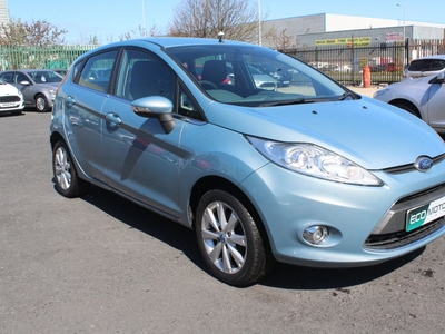 2010 - Ford Fiesta Manual