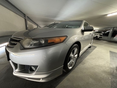 2010 - Honda Accord ---