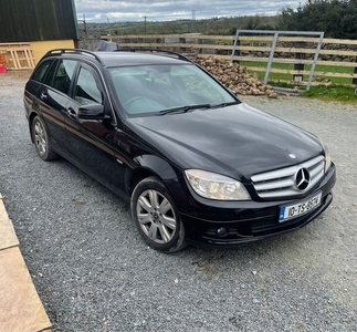 2010 - Mercedes-Benz C-Class ---