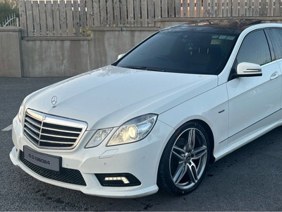 2010 - Mercedes-Benz E-Class Automatic