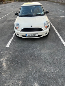 2010 - Mini First Manual