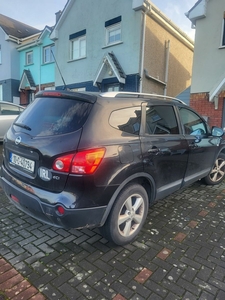 2010 - Nissan Qashqai+2 ---