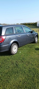 2010 - Opel Astra Manual