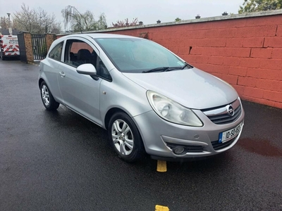 2010 - Opel Corsa Manual