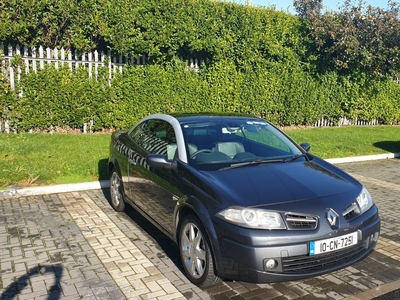 2010 - Renault Megane ---