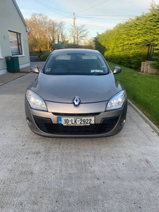 2010 - Renault Megane Manual